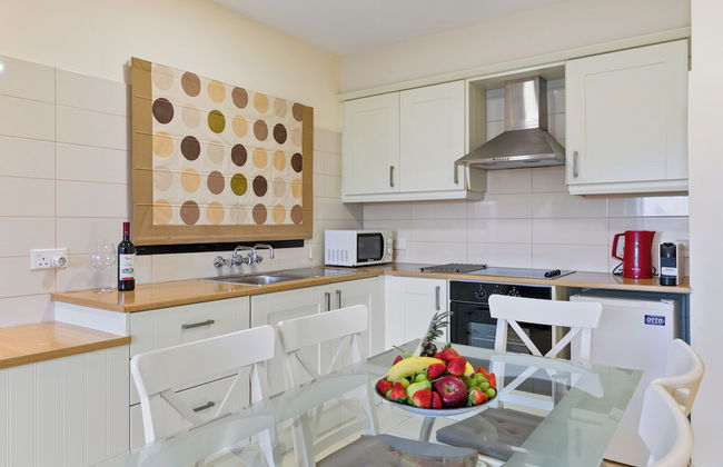 Hill View Restaurant & Apartments - Photo 13