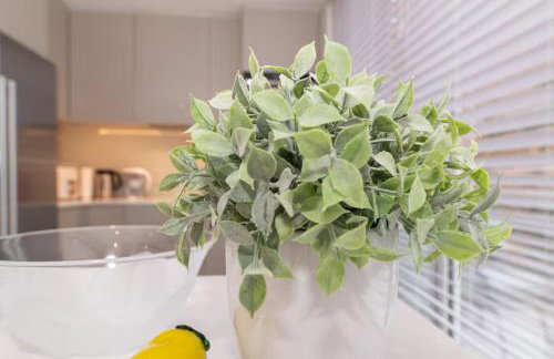 Modern Smart Home with Garden close to Richmond - Pass the Keys - Foto 50