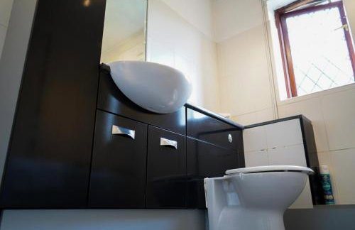 Big 6 bedroom house in Biddenham with 3 bathrooms - Foto 23