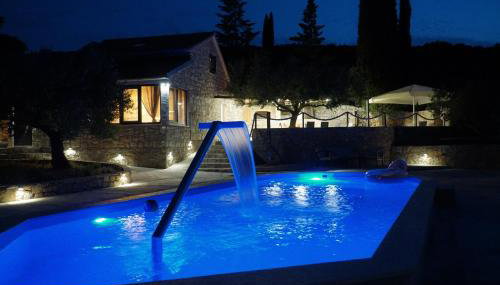 Villa Broč - Photo 2