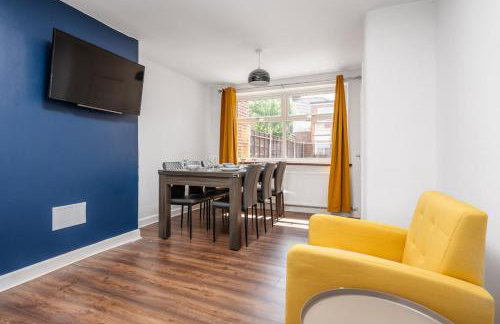 Comfy 3BR Home - Pool Table - Games - Sleeps 8 - Foto 9