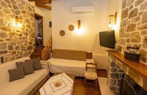 Cheerful 3 bedroom cottage with indoor fireplace - Foto 47