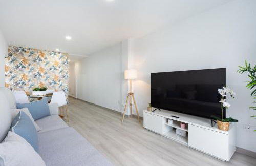 Home2Book Relaxing Poolside Escape, Arona - Foto 8