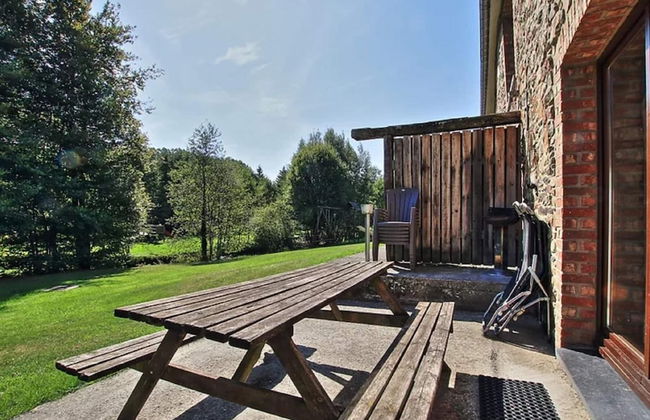 Rustic Holiday Home in Sainte-ode With Garden - Foto 11