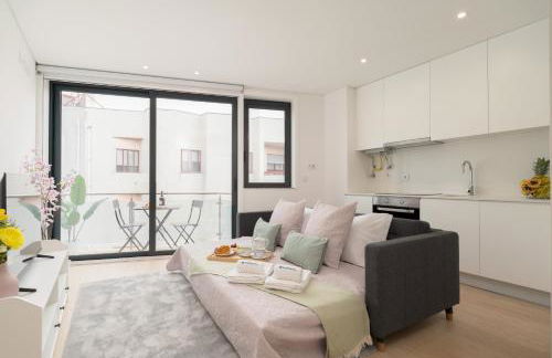 HostWise Cozy Studio with Balcony and Garage - Photo 11