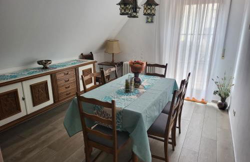 Große ruhige Ferienwohnung in Segringen, Dachterasse, Fernblick vom Grundstück - Foto 18