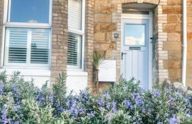 Palm Haven House - Luxury family-friendly Newquay surf house near Porth Beach perfect for walking, pets, exploring - Foto 16