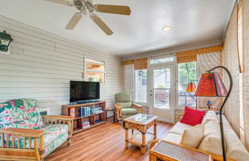 Home in The Villages with Lanai and Private Hot Tub! - Foto 19