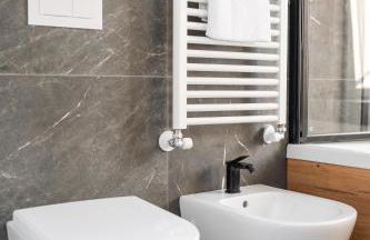 DN ART ROYALE - APT D first floor with lake view terrace and hot tub - APT N ground floor with internal whirpool - Foto 35