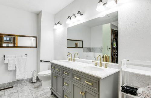 5 Mi to Lake Secluded Pinedale Retreat with Sauna! - Photo 10