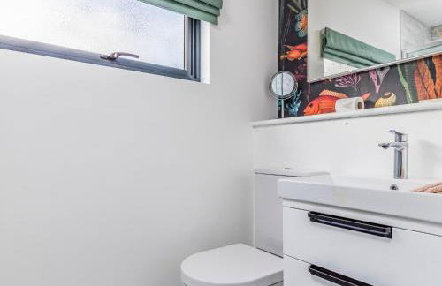 Charming Bosham Garden Lodge - Pass the Keys - Foto 44