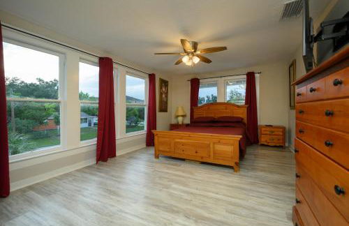 Promise Land Manor Historic home lake access, near parks and venues - Foto 22