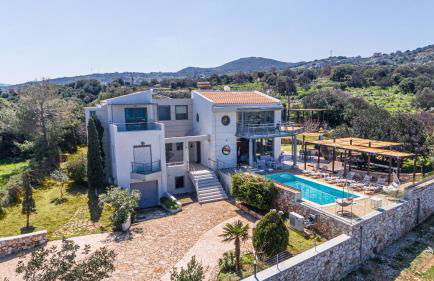 Villa Serenity - With Private Heated Pool - Foto 18