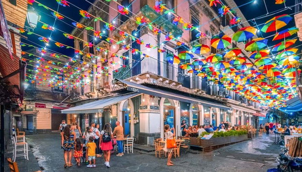 Découvrez le charme nocturne de Catane