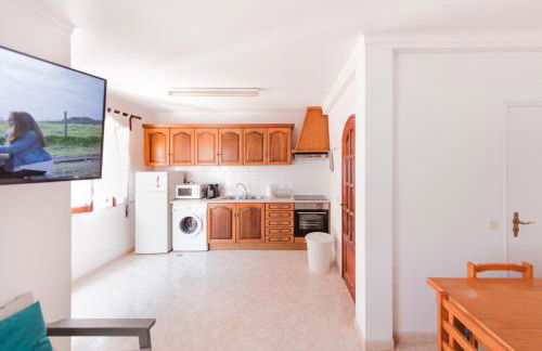 Zambujeira do Mar 4-Bed House Perfect for Families & Friends - Foto 13