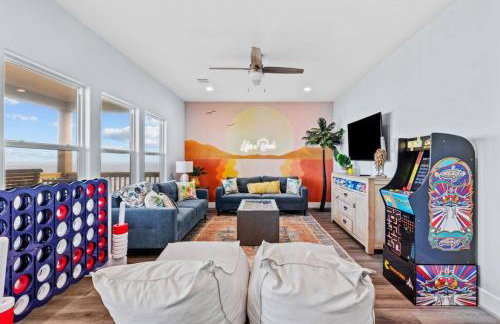 Beachfront oasis! Hot tub, gameroom, double deck!! - Foto 27