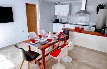 CASA SOLEADA Piscina CLIMATIZADA y PRIVADA - Foto 13