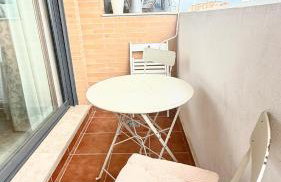 Keywise Perfect location next to María Zambrano STATION, central , beach ,pool and free Parking - Foto 9