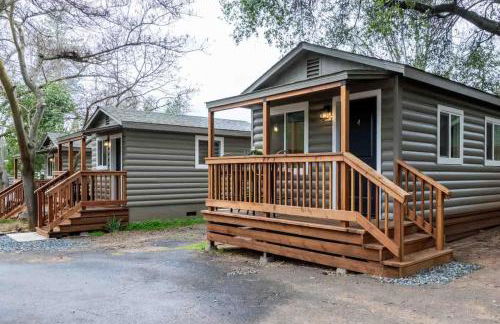 Columbia Cabins Cabin 4 - Photo 1