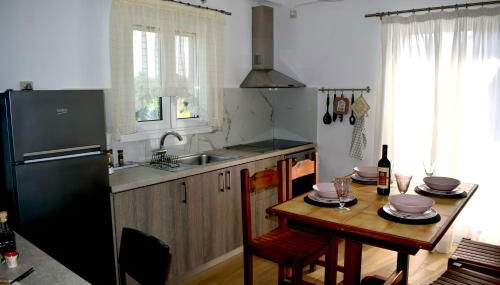 Κτήμα Κωνσταντινίδη - Foto 2