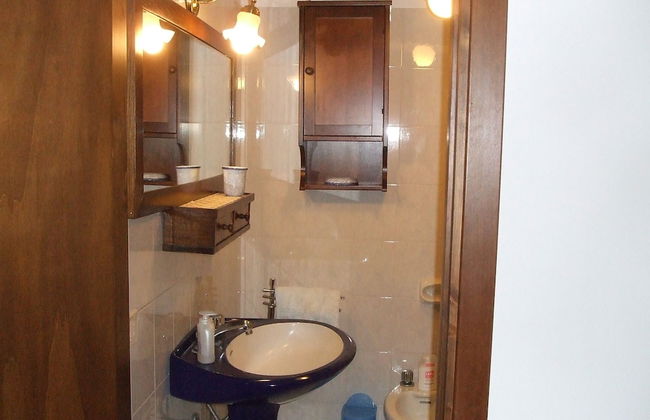 Blue House Near Bagnoregio-overlooking the Umbrian Mountains and Tiber Valley - Photo 13