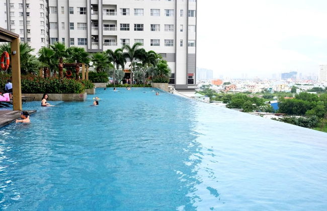 Sunrise City 2BR Luxury SWPool 30th - Photo 1