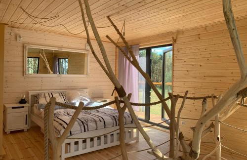 Domek na drzewie w Dolinie Uradu - Foto 17