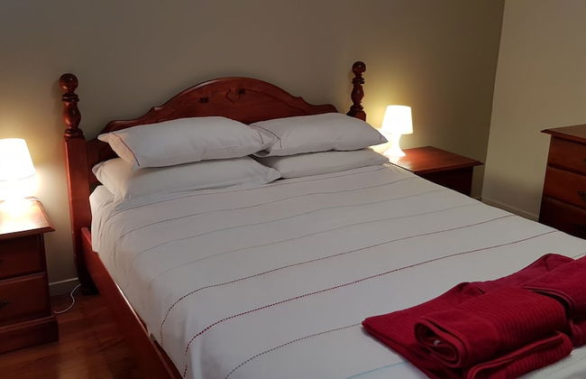 Spacious 2-Storey Home By The Bay: Sleeps 12 - Foto 3