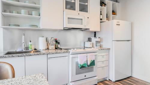 Skyline Sanctuary - Foto 3, stove, dishwasher