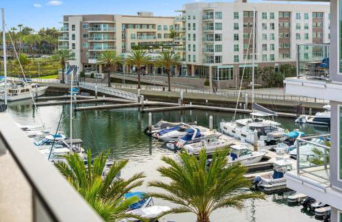 Nautical Knees Water View Pool, Jacuzzi and Gym - Foto 35