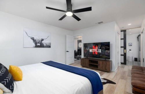 Lone Star Luxe - Heated Pool - Game room - Mini-Golf & Bar - Foto 19