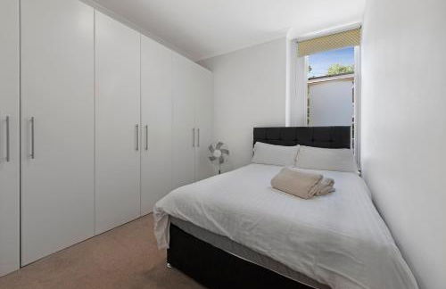 Shaa Road 2 Bedroom Flat Ground Floor Sleeps 6 - Foto 21