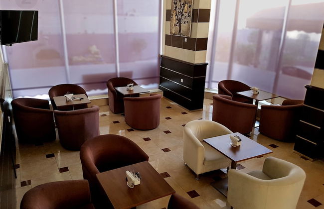 Al Muhanna Plaza Hotel - Photo 38