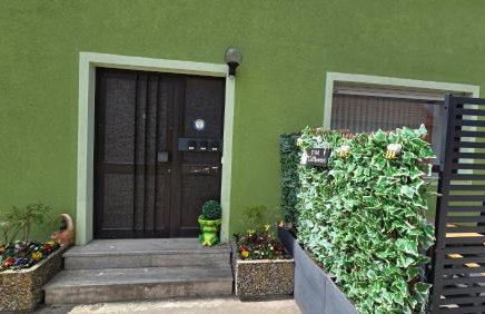 Monteur & Ferienapartment Leidenberger Parkplatz WLAN Kinderspielzimmer - Photo 33