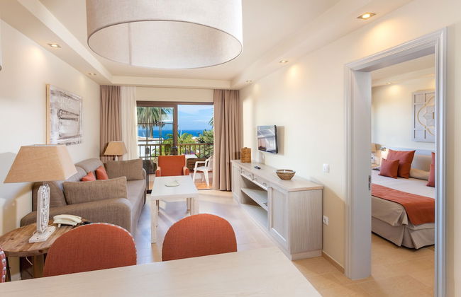 Apartamentos Ambassador - Photo 11