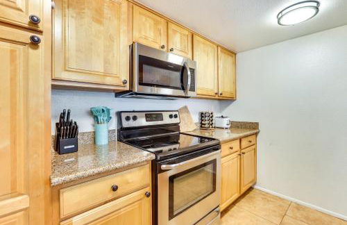 Pool Access! Family Retreat in Old Litchfield Park - Foto 10