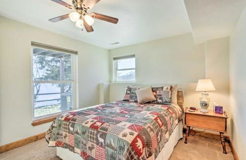 House with Deck Overlooking Lake of the Ozarks! - Foto 17