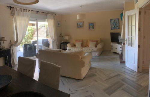 Garden Beach Townhouse - Photo 22