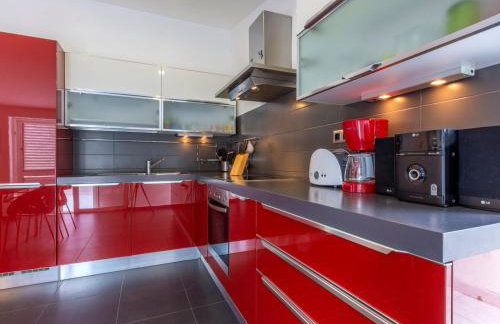 Serene Rural Villa with Pool, Sun Deck, and Children's Play Area - Five Bedroom Villa - Foto 31