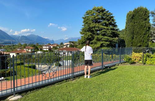 Flowers & garden apartment con vista lago - Foto 13