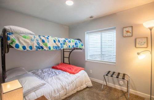 Duke's Hawaiian Surf Haven - Foto 24