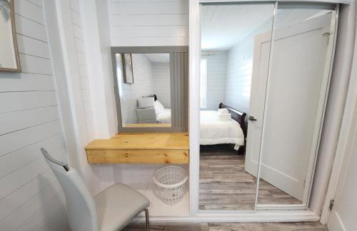 Nestled Away- Comfortable 3BDRM, Central Location - Foto 23