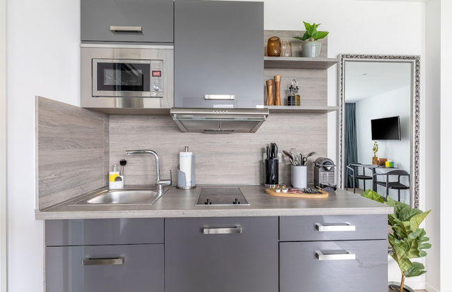 Limehome Köln Friesenplatz - Foto 59