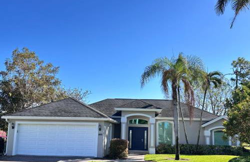 Private villa with lake view and pool - Foto 28