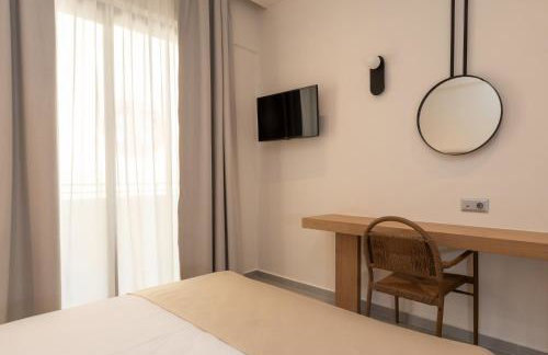 Elpis Studio Apartments - Photo 54