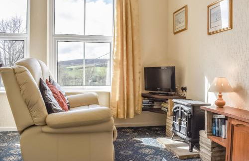 Whitby Apartment - Photo 3