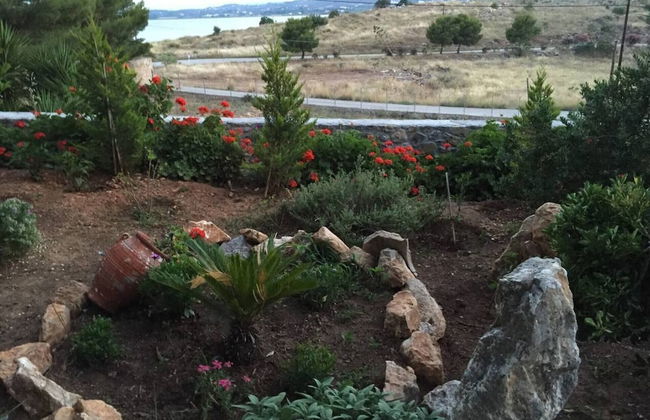 Feels Like Your Home at Ermioni - Photo 32