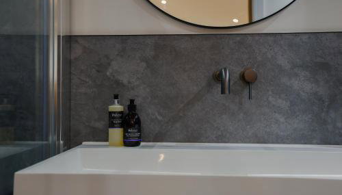 Old Church Apartment 5 private parking - Foto 2