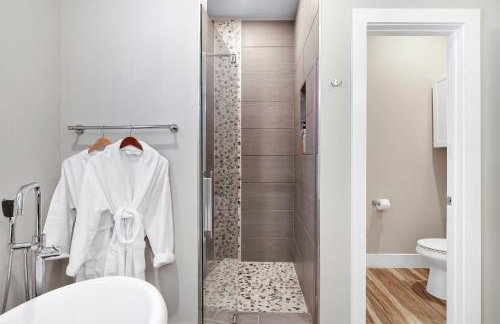 Getaway Near River Walk DT Yard BBQ Pet Games - Foto 35