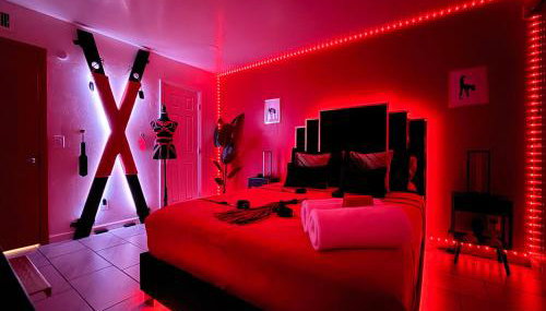 Red Chamber Hot Tub Couples Retreat - Foto 1